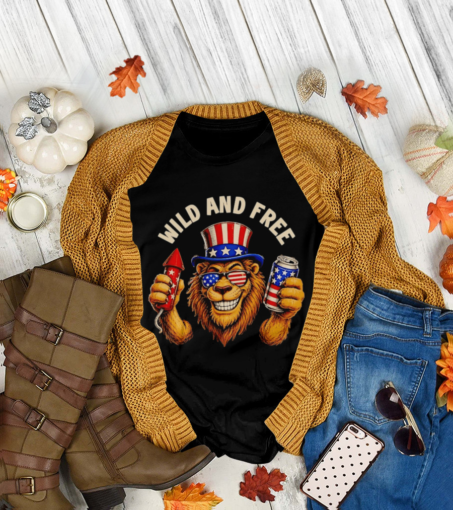 Wild and Free Lion Patriotic Hat Holding Firework and American Flag Can T-Shirt