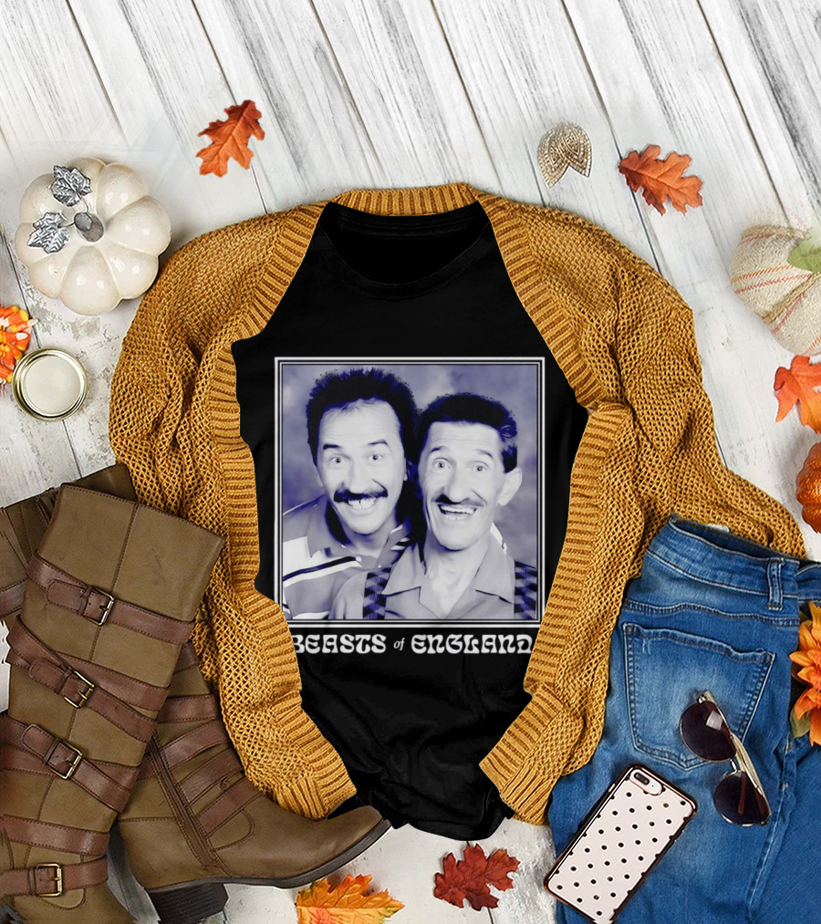 The Chuckle Brothers Barry Elliott Paul Elliott Beasts of England T-Shirt