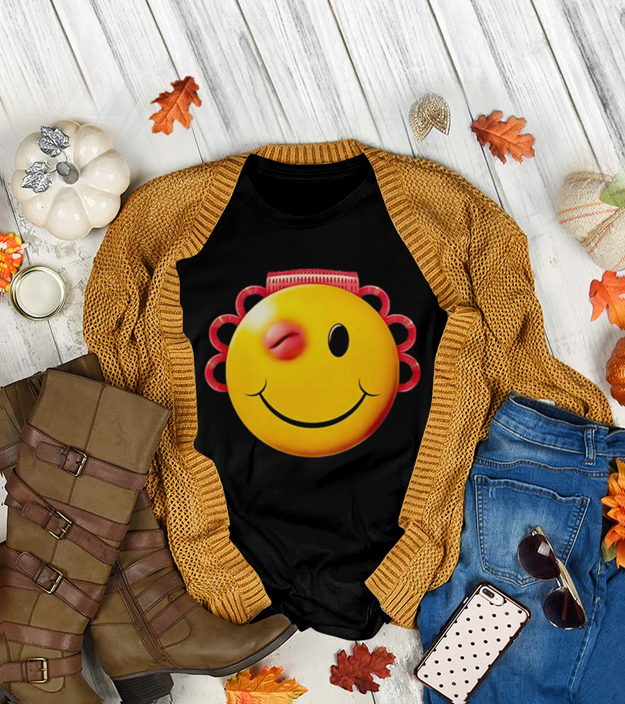 Winking Smiley Face Emoji with Hair Rollers T-Shirt