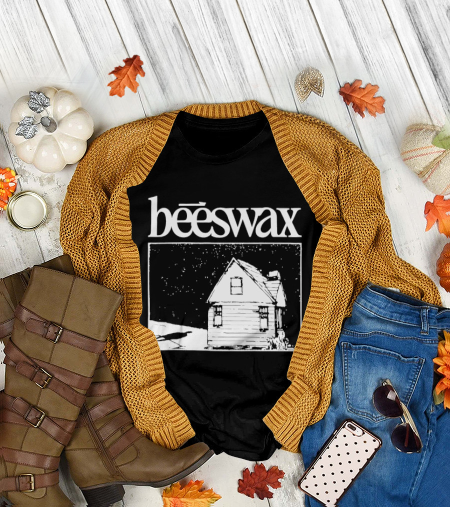 Beeswax City Of Lab Cabin Snow Scene T-Shirt
