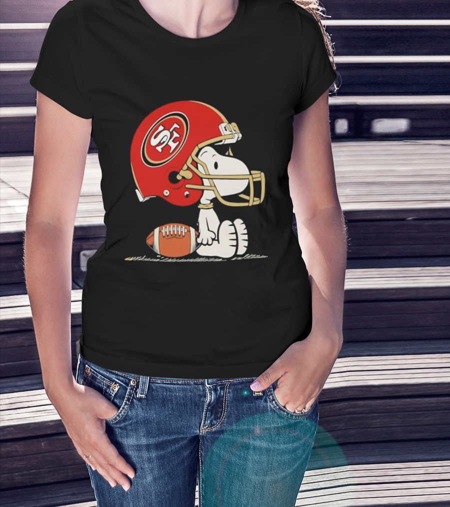 Snoopy San Francisco 49ers Football Helmet Peanuts NFL Collaboration T-Shirt