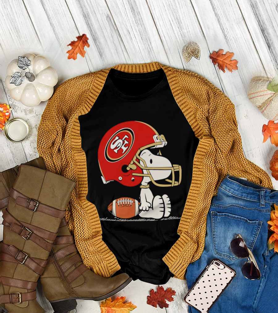 Snoopy San Francisco 49ers Football Helmet Peanuts NFL Collaboration T-Shirt