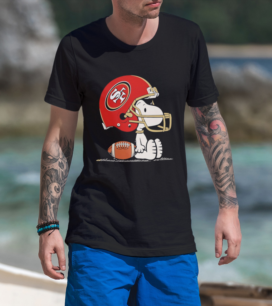 Snoopy San Francisco 49ers Football Helmet Peanuts NFL Collaboration T-Shirt