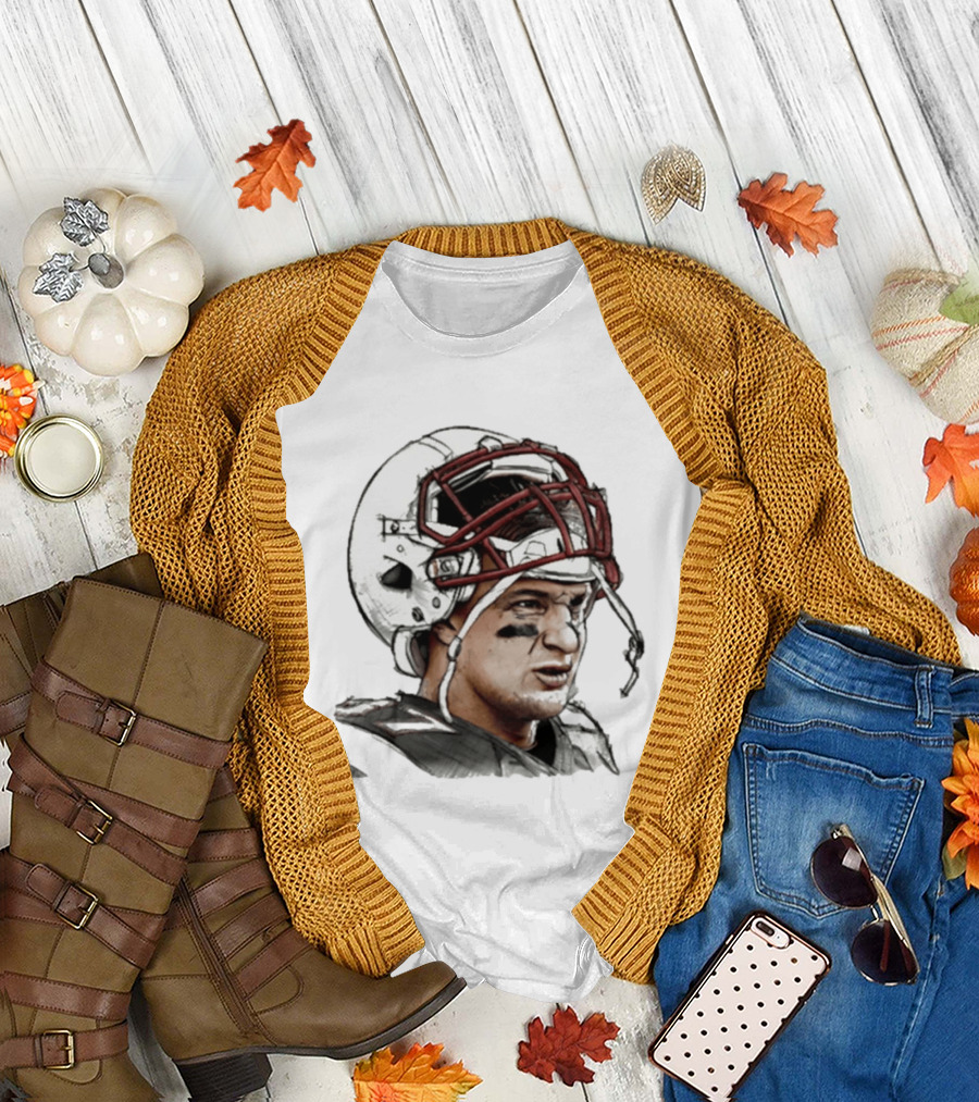 Rob Gronkowski New England Patriots Swag Head Helmet Football T-Shirt