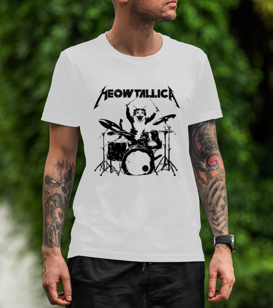 Meowtallica Cat Drummer Playing Drums Retro Metalhead T-Shirt