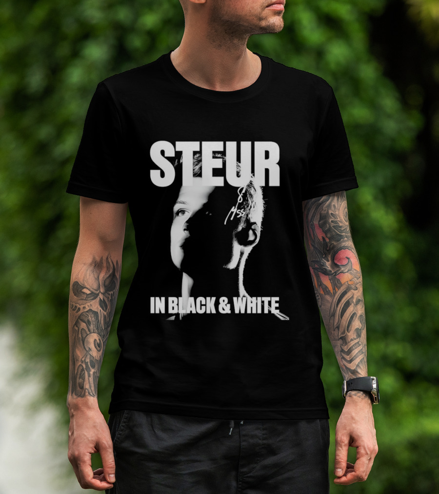 Steur In Black & White Monochrome T-Shirt