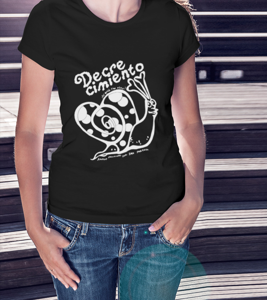 Decrecimiento En Común Caracol Y Corazón Soluciones Para Sobrevivir T-Shirt