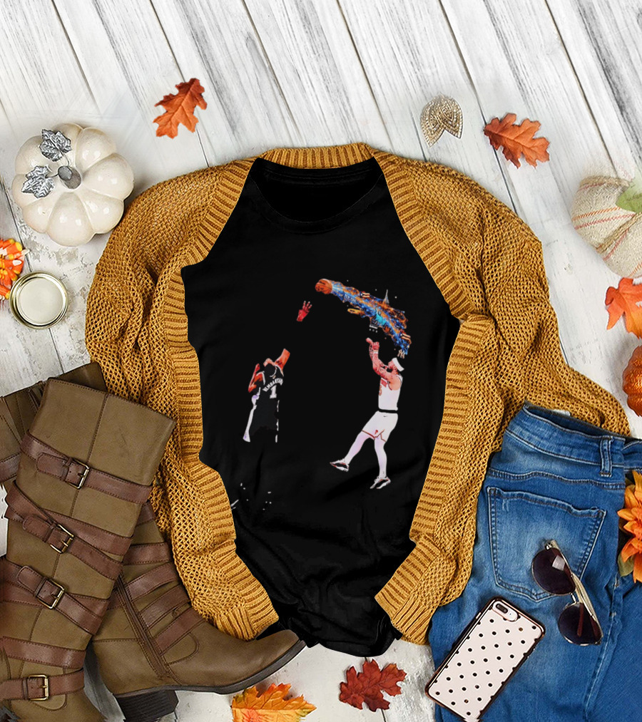 Wembanyama vs New York Basketball Player Dynamic Showdown T-Shirt