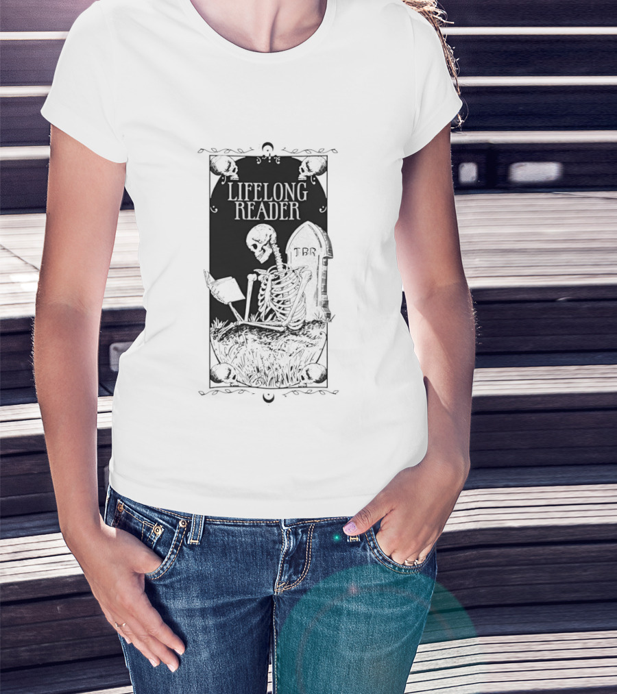 Lifelong Reader Skeleton With Book And Tombstone Retro Gothic T-Shirt