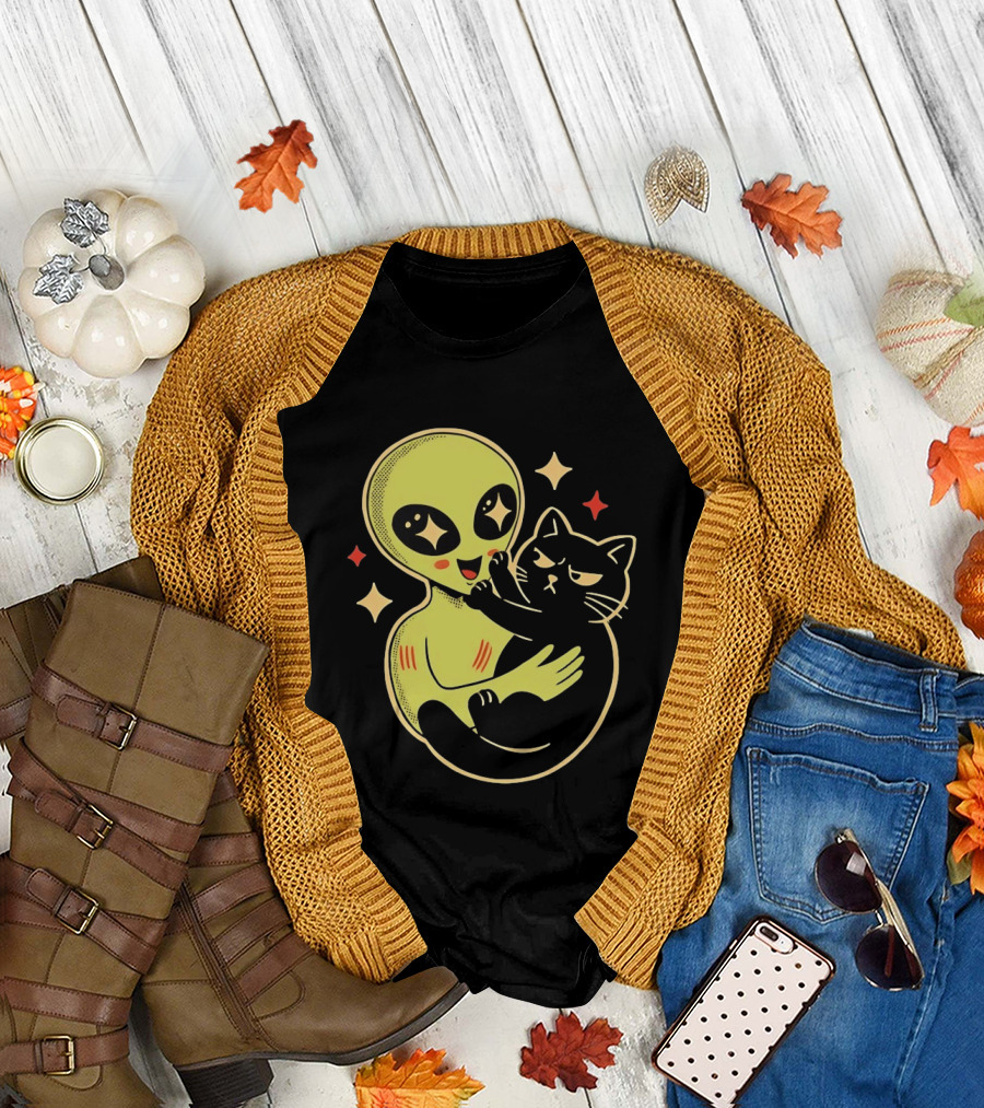 Alien Holding Grumpy Black Cat Surrounded By Stars T-Shirt