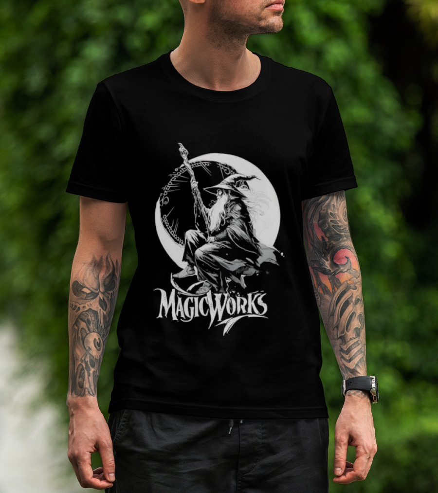 Gandalf Magic Works Lord Of The Rings Wizard Silhouette Moon T-Shirt