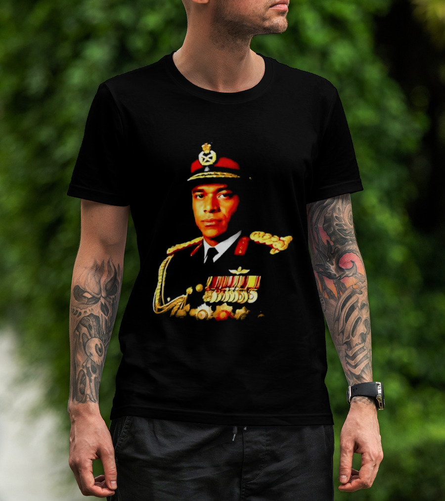 Idi Amin Dada Uganda Military Uniform Medal Illustrative T-Shirt