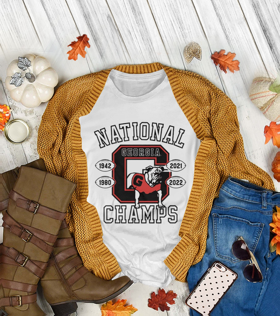 Georgia Bulldogs National Champs 1942 1980 2021 2022 Bulldog Football T-Shirt
