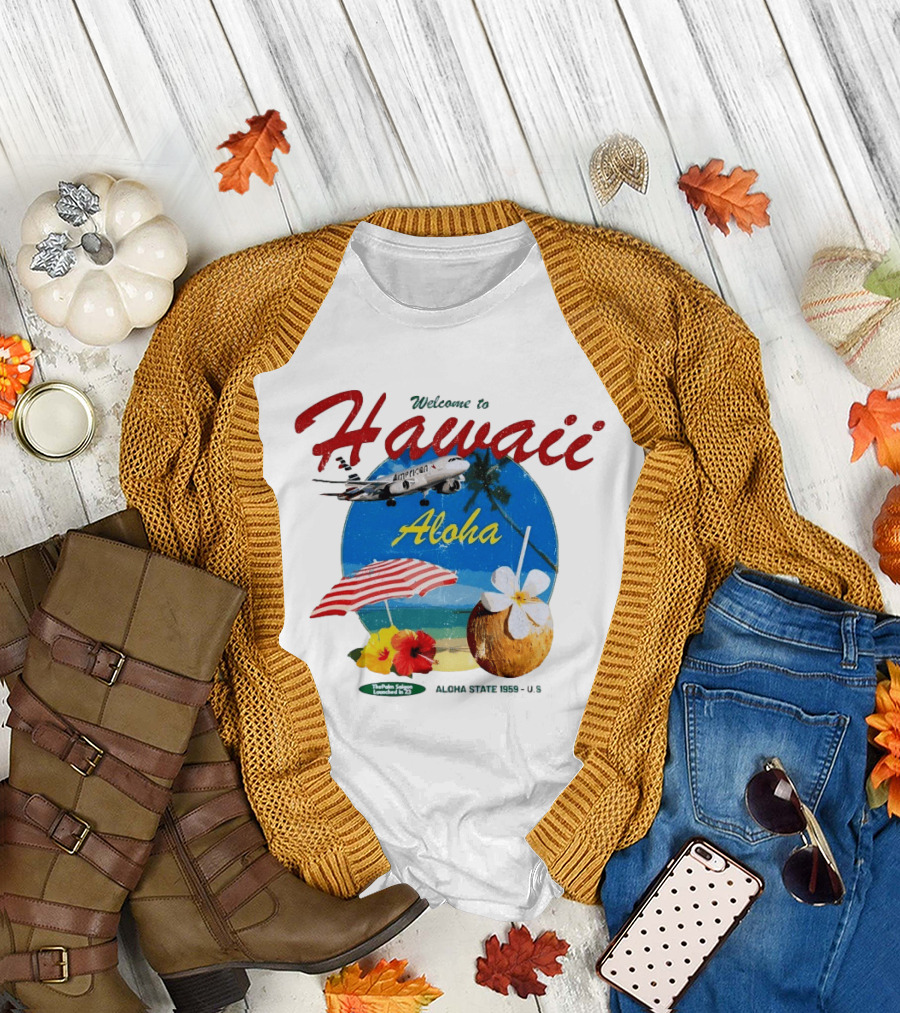 Welcome to Hawaii Aloha American Airplane Palm Trees Tropical Drink Beach Scene T-Shirt
