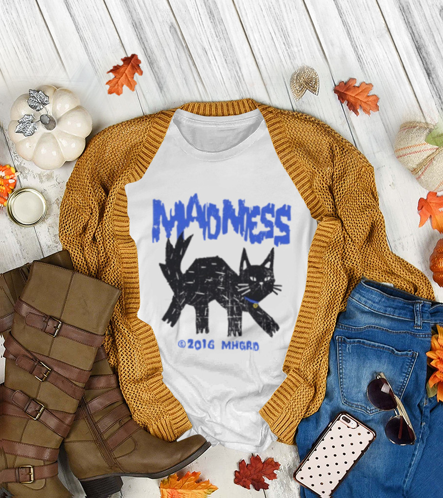 Madness Distressed Black Cat 2016 Madness MHGRD T-Shirt