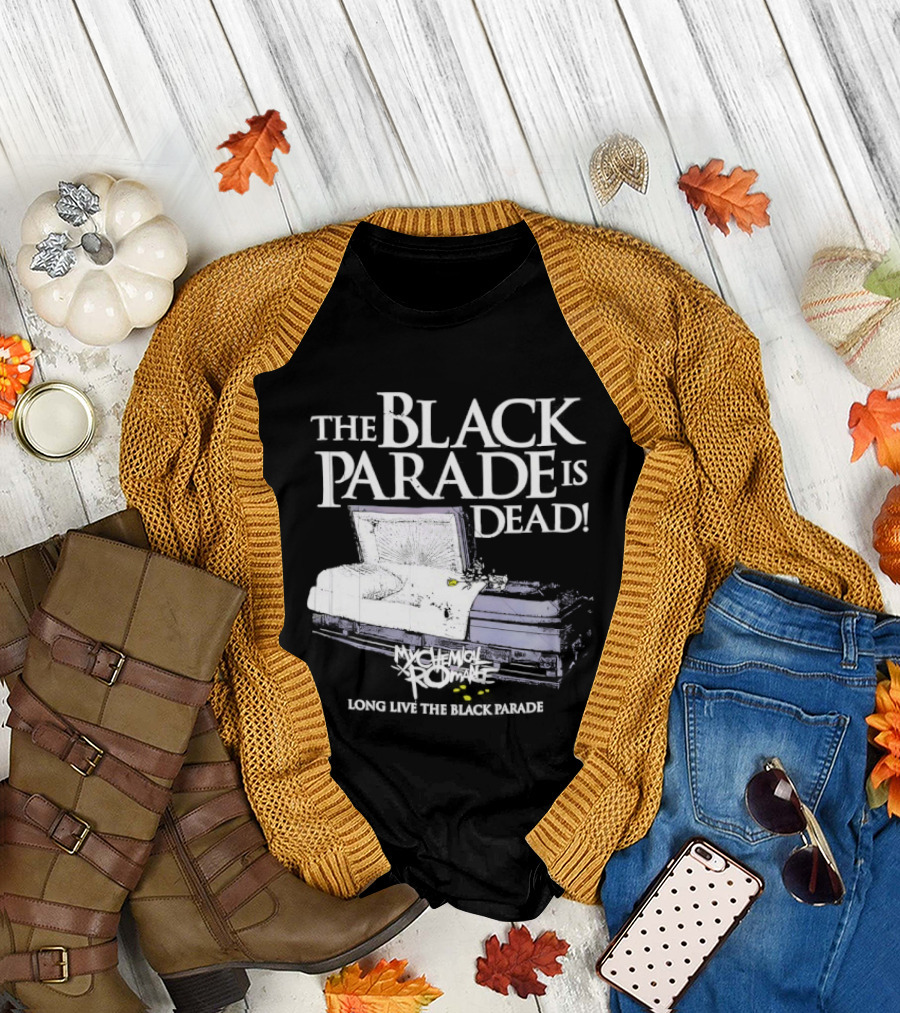 The Black Parade Is Dead My Chemical Romance Long Live the Black Parade Coffin Image T-Shirt
