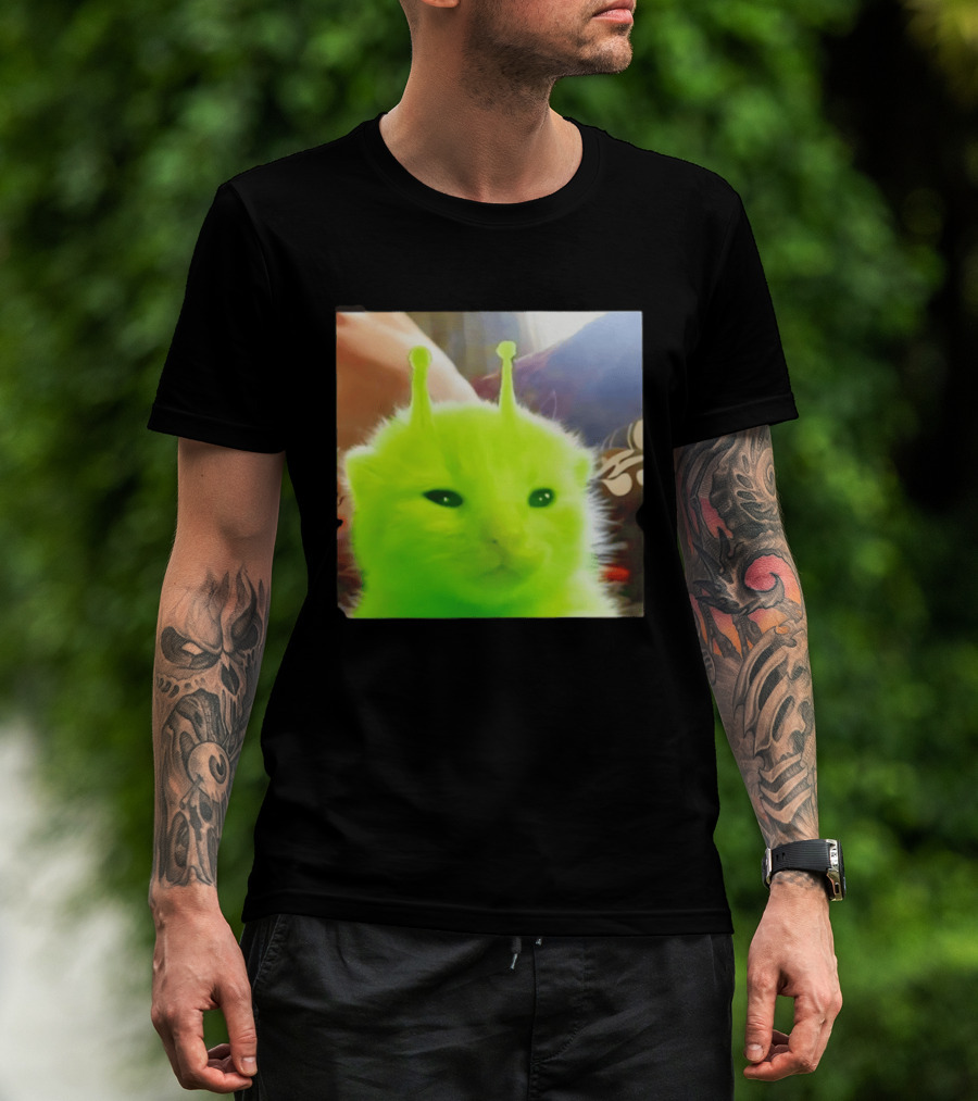 Gleep Alien Kitty Green Cat Antennae Fluffy Feline Fantasy T-Shirt