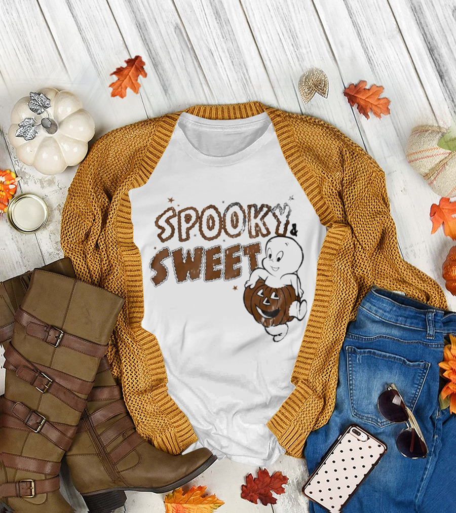 Casper The Friendly Ghost Spooky & Sweet Halloween Pumpkin Fun T-Shirt