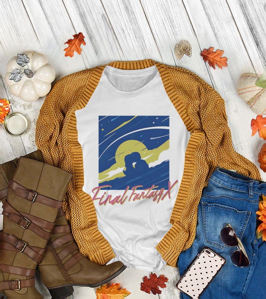 Final Fantasy X Tidus and Yuna Romantic Silhouette under Moonlit Sky T-Shirt