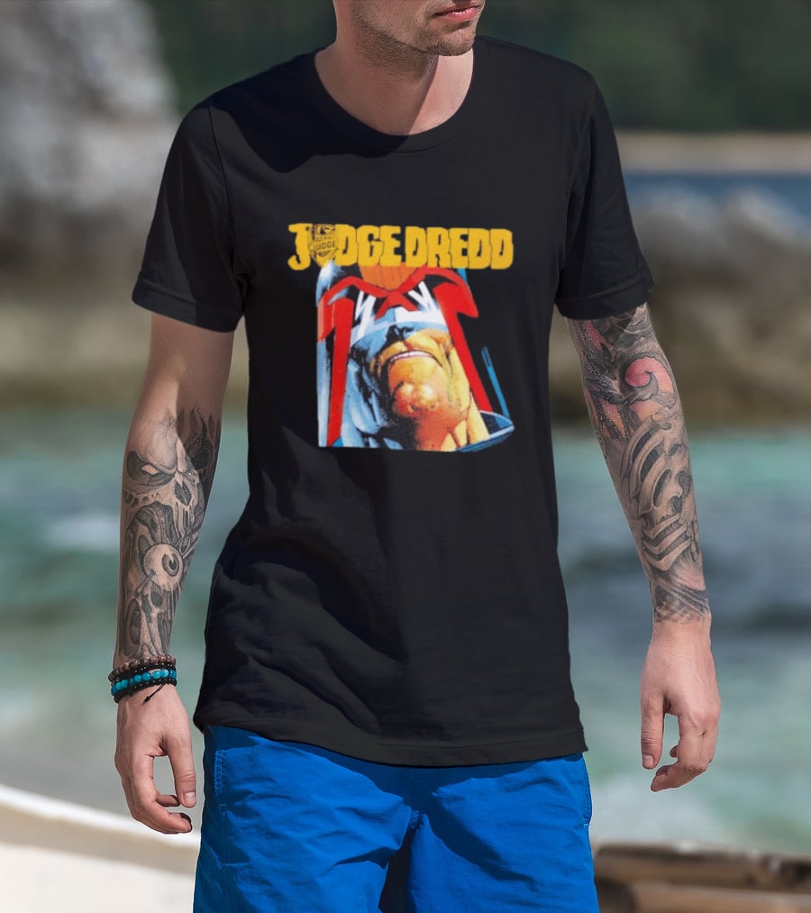 Judge Dredd Face Of Justice Iconic 2000 AD Comic Book Cover T-Shirt