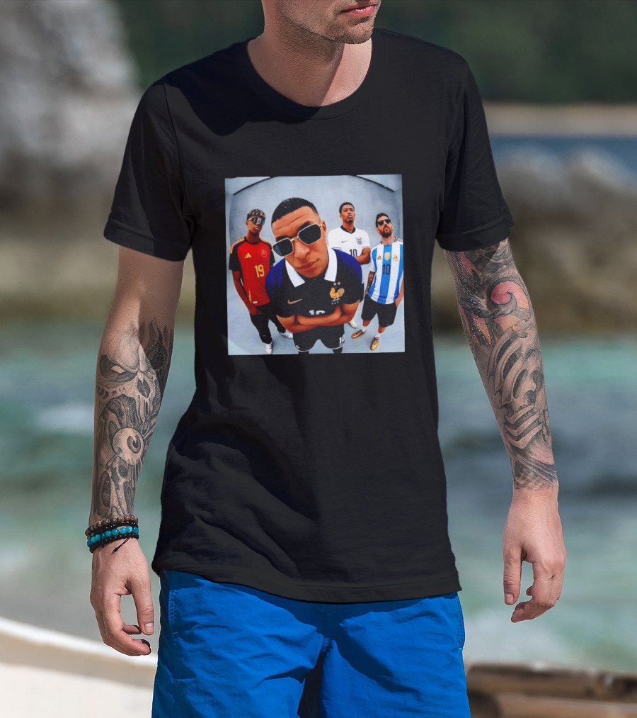 Kylian Mbappe Jude Bellingham Lionel Messi Football Stars Selfie Spain England Argentina France T-Shirt