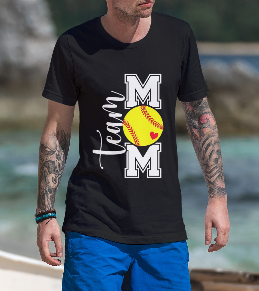 Team Mom Softball Yellow Heart Ball T-Shirt