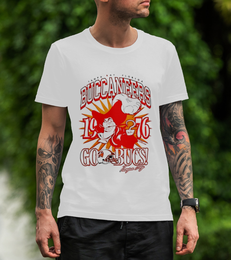 Tampa Bay Florida Buccaneers 1976 Go Bucs Captain Hook T-Shirt