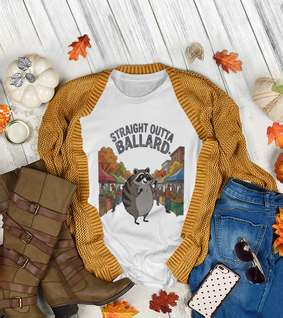 Straight Outta Ballard Raccoon at Farmers Market Scene T-Shirt
