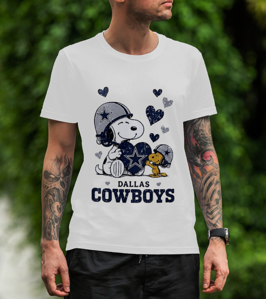 Dallas Cowboys Peanuts Snoopy Woodstock Love Hearts T-Shirt