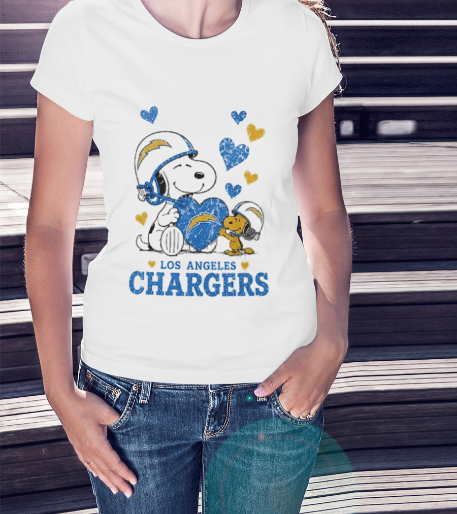 Los Angeles Chargers Peanuts Snoopy Love Laughter T-Shirt