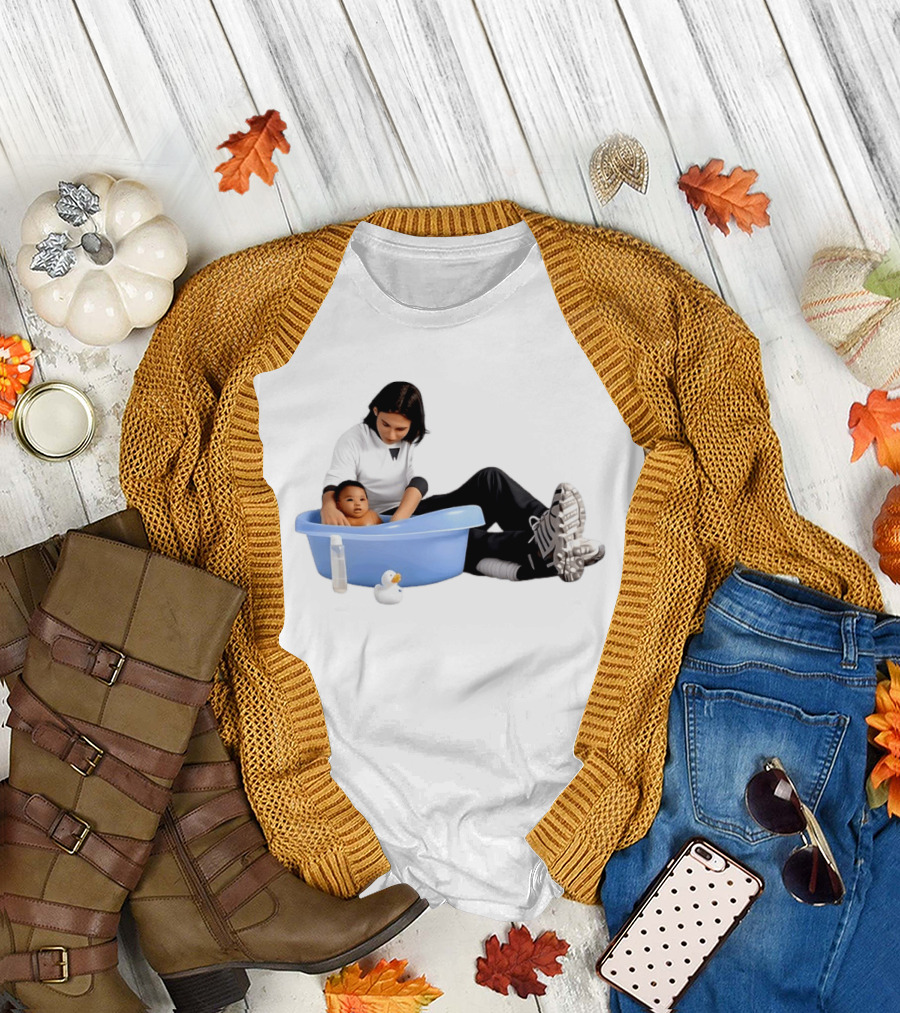 Messi Bathes Baby Lamine Yamal Soccer Icon Parenting Moment T-Shirt