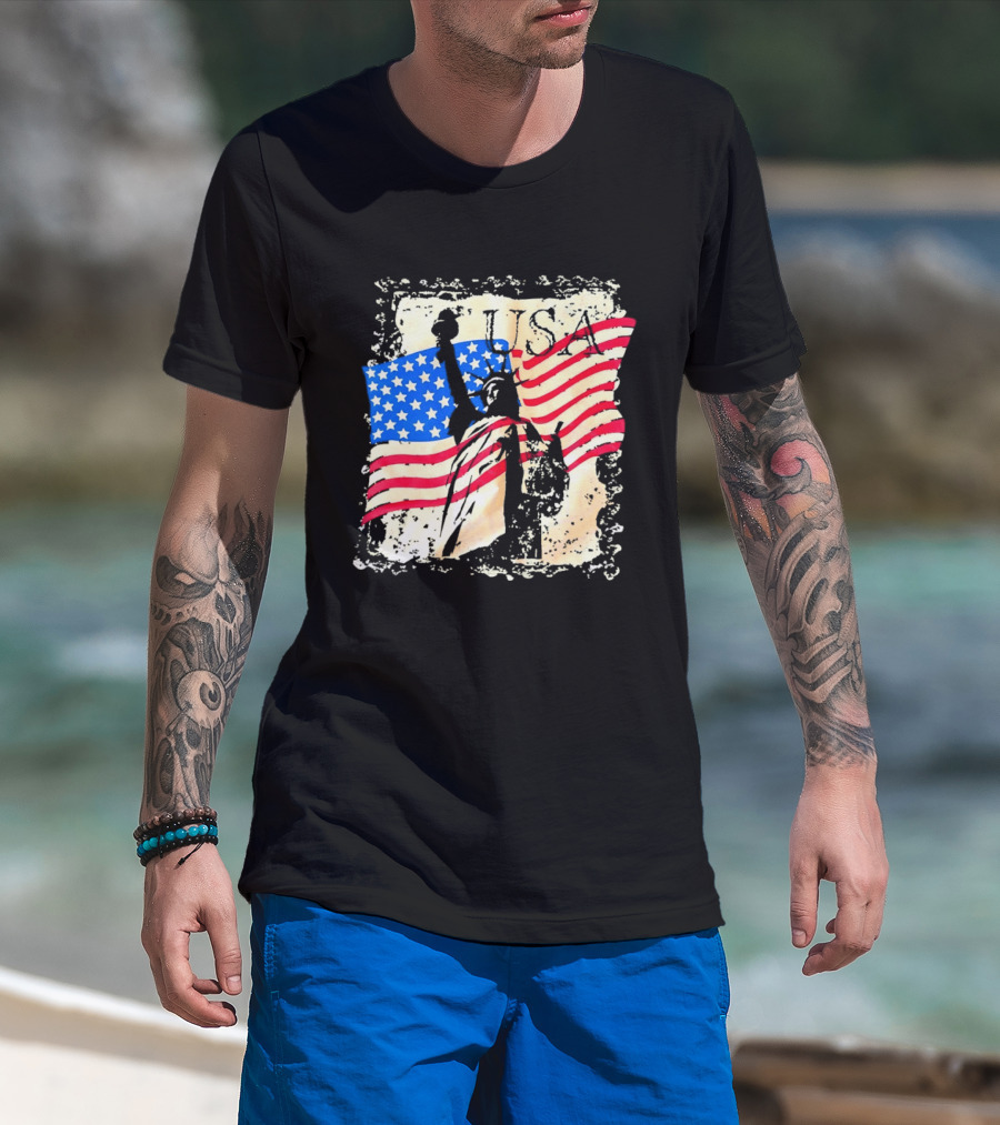 USA Statue Of Liberty American Flag T-Shirt