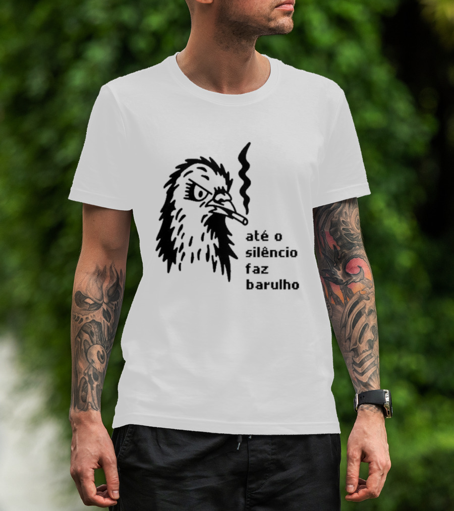 Até O Silêncio Faz Barulho Angry Bird T-Shirt