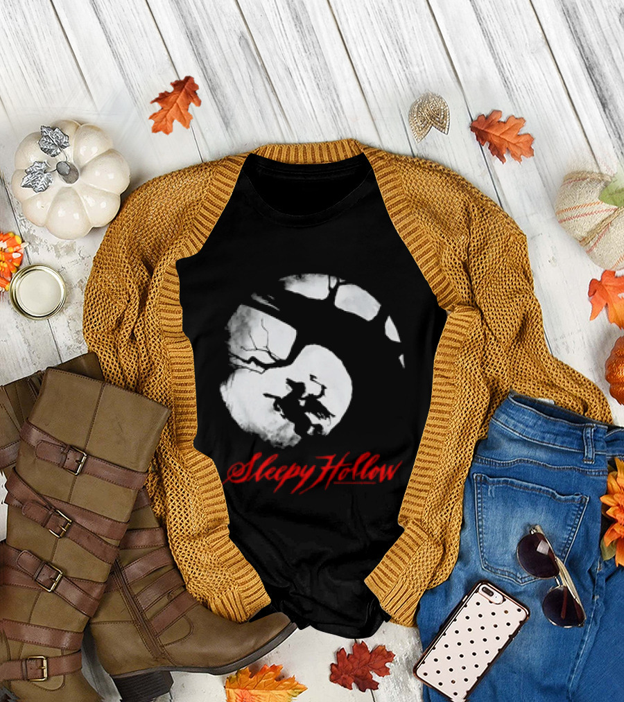 Sleepy Hollow Red Lettering Crescent Moon T-Shirt