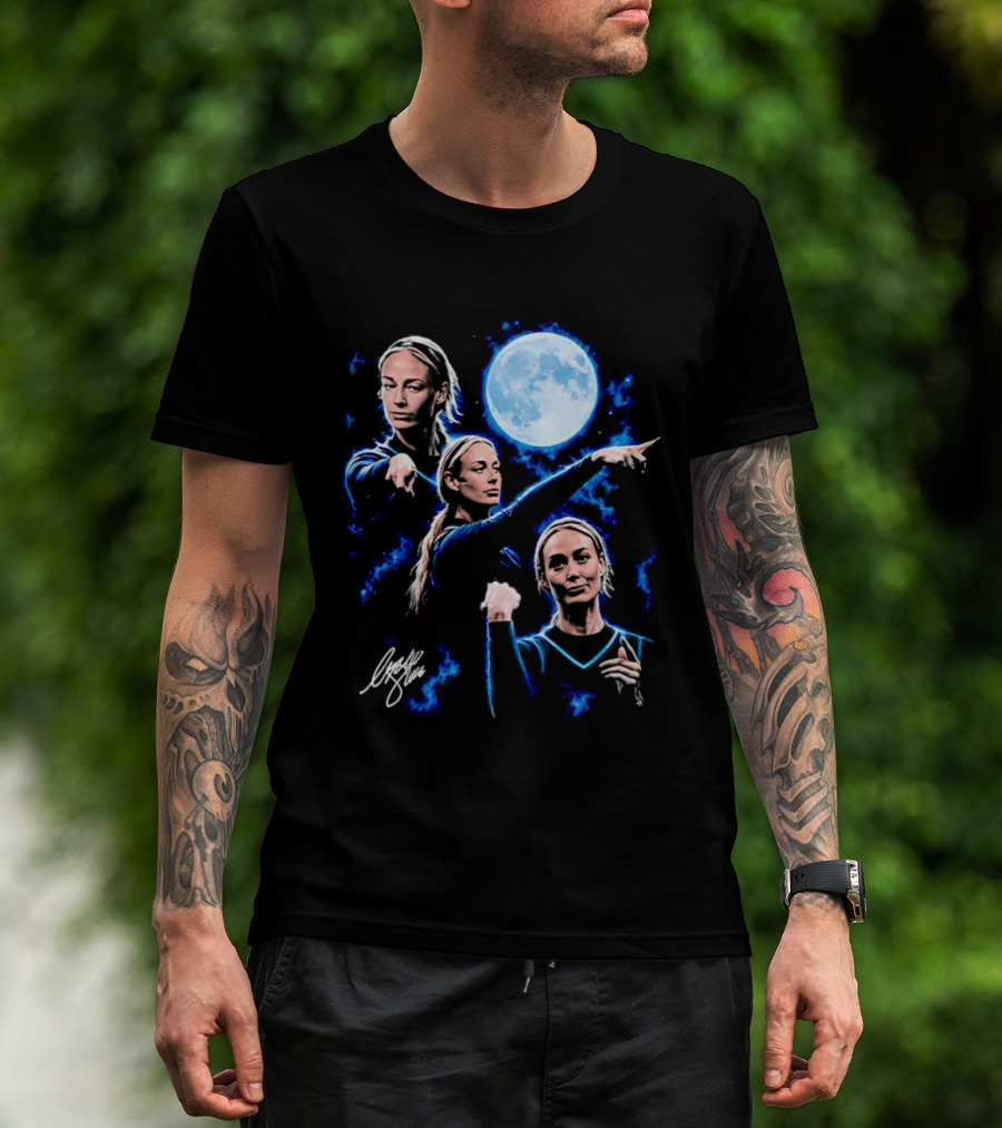Sophie Cunningham Pointing Wolves Full Moon Iconic Gesture T-Shirt