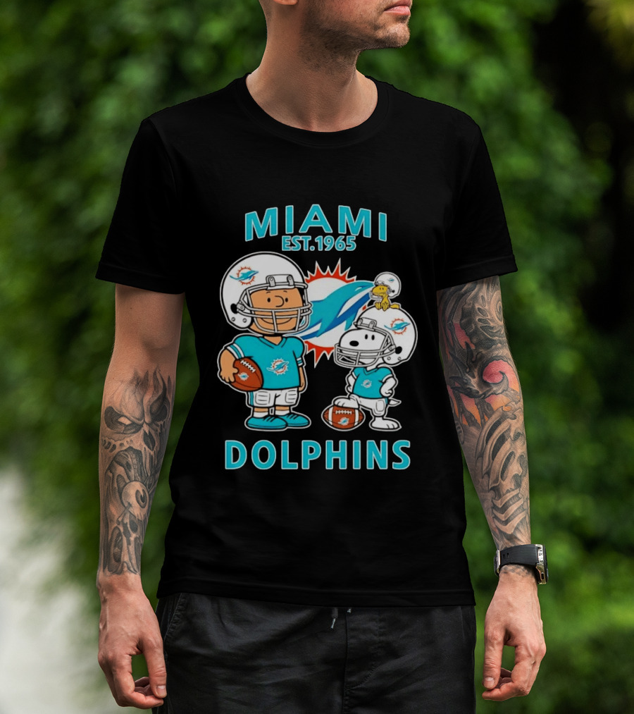 Miami Dolphins Est 1965 Charlie Brown Snoopy Football T-Shirt