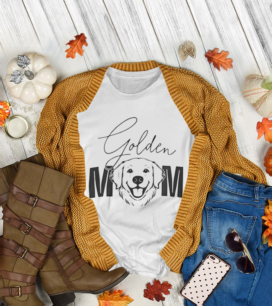 Golden Retriever Dog Mom T-Shirt