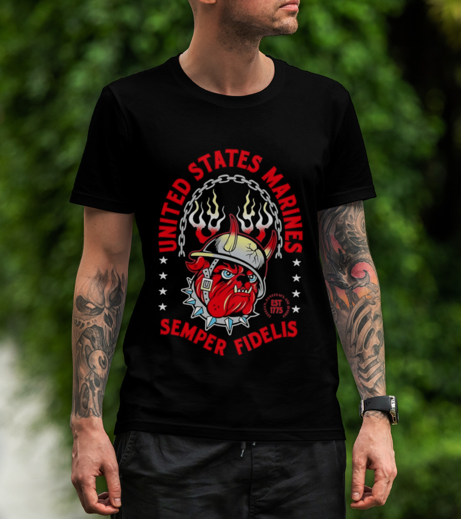 United States Marines Semper Fidelis Bulldog Helmet EST 1775 T-Shirt