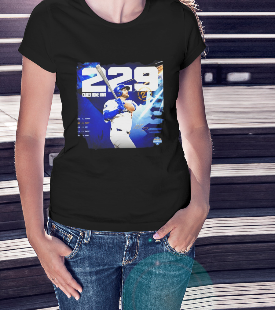 Max Muncy Los Angeles Dodgers 229 Career Home Runs Celebration MLB Champions T-Shirt