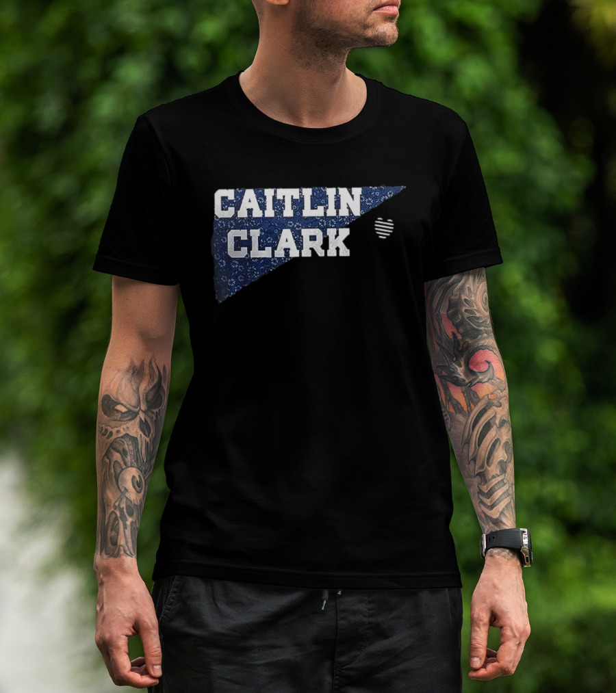 Indiana Fever Caitlin Clark Number 22 Limited Edition Football Caitlin Clark Text Heart T-Shirt