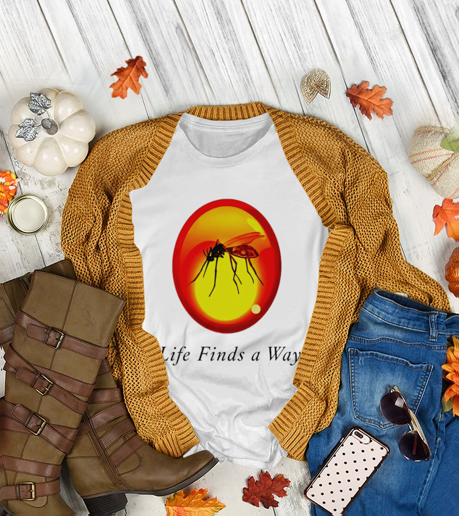Mosquito In Amber Life Finds A Way Jurassic Park T-Shirt