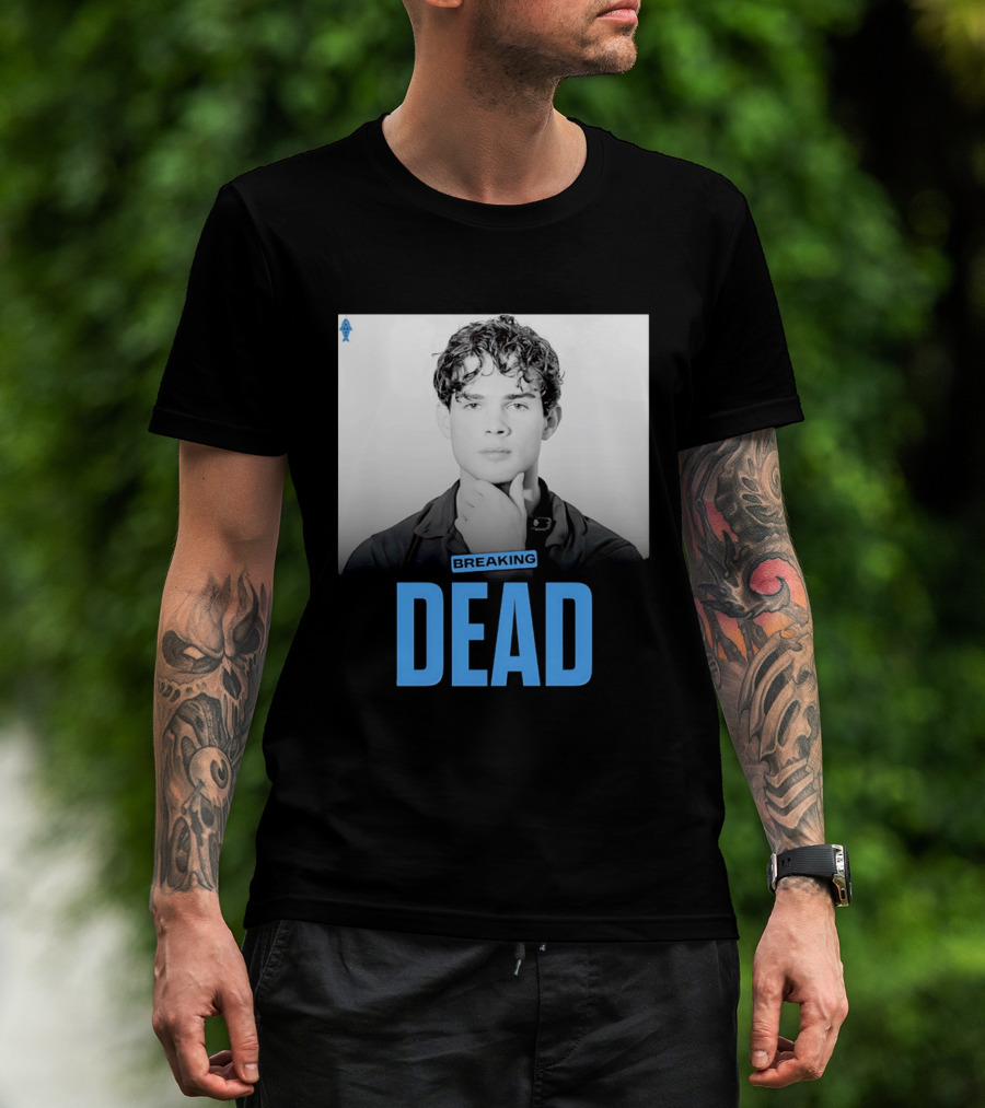 Breaking Dead Man Hand On Chin T-Shirt