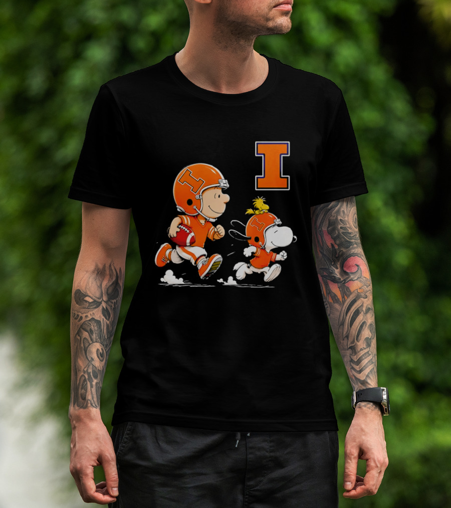 Charlie Brown Snoopy Football Running Letter I Peanuts T-Shirt