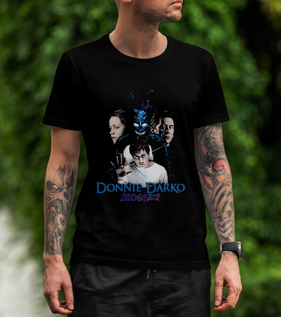 Donnie Darko 28 06 42 12 Characters And Mask T-Shirt