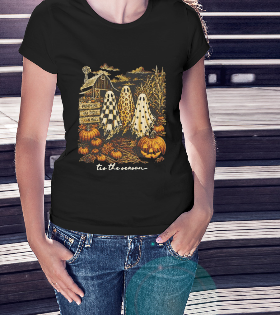 Tis The Season Halloween Ghosts Trio Pumpkins Hay Rides Corn Maze Spooky Autumn T-Shirt