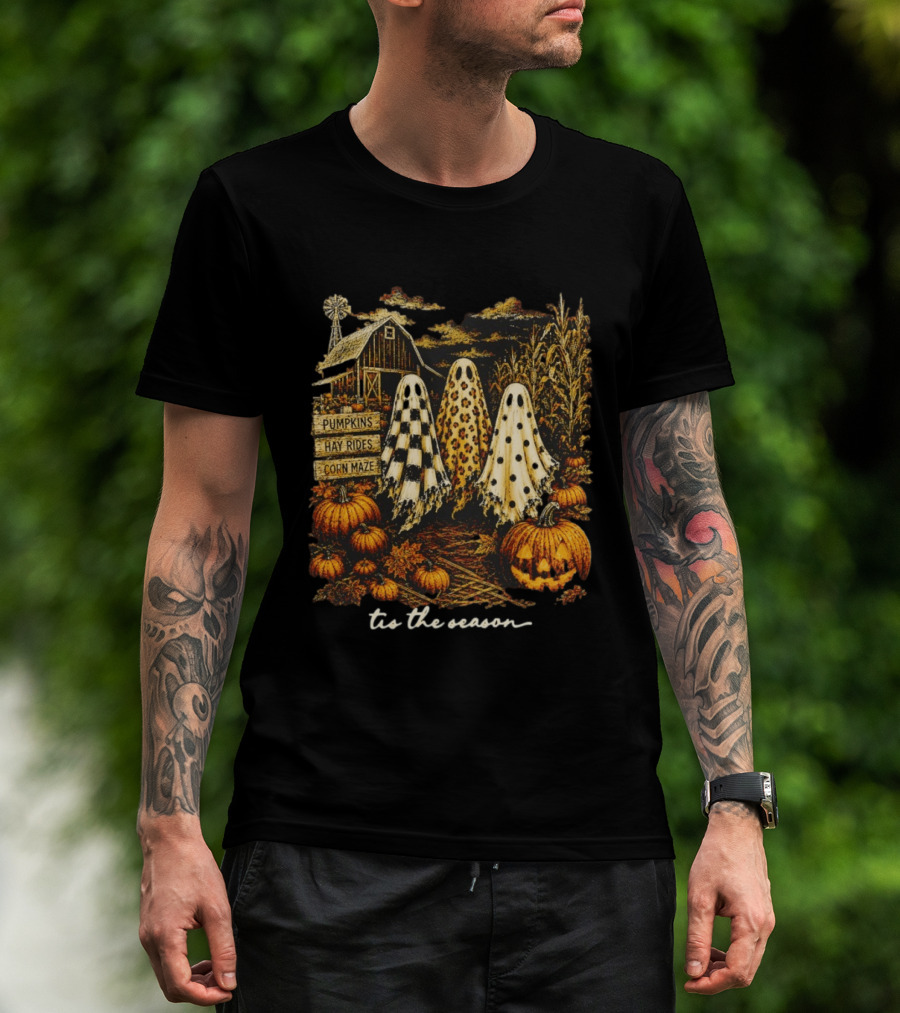 Tis The Season Halloween Ghosts Trio Pumpkins Hay Rides Corn Maze Spooky Autumn T-Shirt