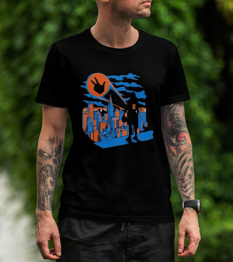 New York Knicks Jalen Brunson NYC Skyline Hero Hand T-Shirt