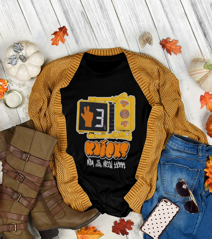Knicks NBA Street Style Hand Sign Look B4 Crossing T-Shirt