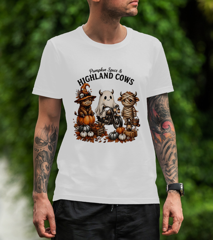 Pumpkin Spice And Highland Cows Halloween Fun T-Shirt