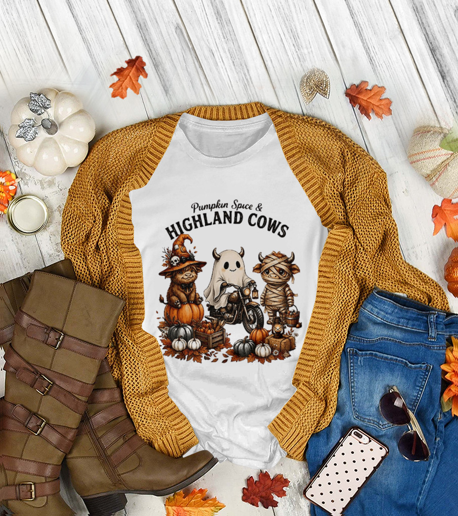 Pumpkin Spice And Highland Cows Halloween Fun T-Shirt